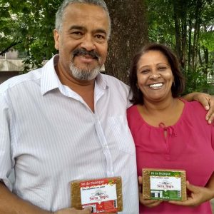 O pé-de-moleque do Armando, um dos melhores de Minas